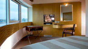  Enea Hotel Aprilia  Априлиа